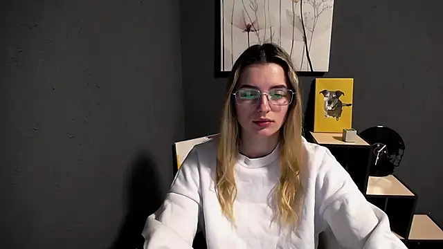 Snapshot of lady_olivia_ chatting on 03/21/26, 01:58 lady olivia online show from 03/21/26, 01:58
