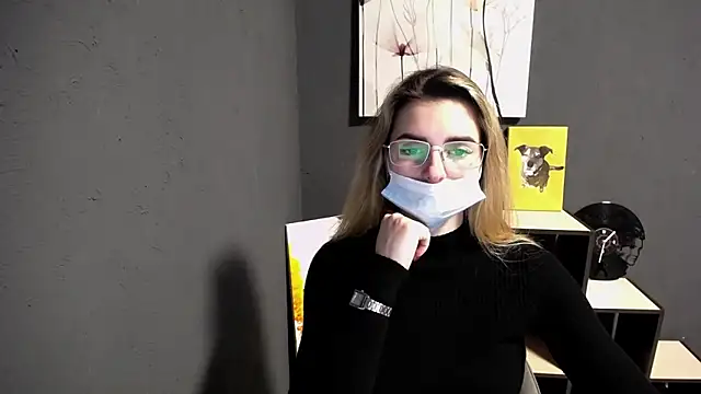 Snapshot of lady_olivia_ chatting on 04/01/26, 12:17 lady olivia online show from 04/01/26, 12:17
