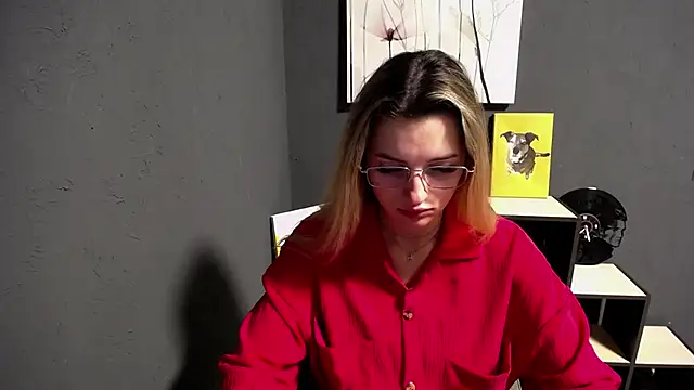 Snapshot of lady_olivia_ chatting on 04/24/26, 11:56 lady olivia online show from 04/24/26, 11:56