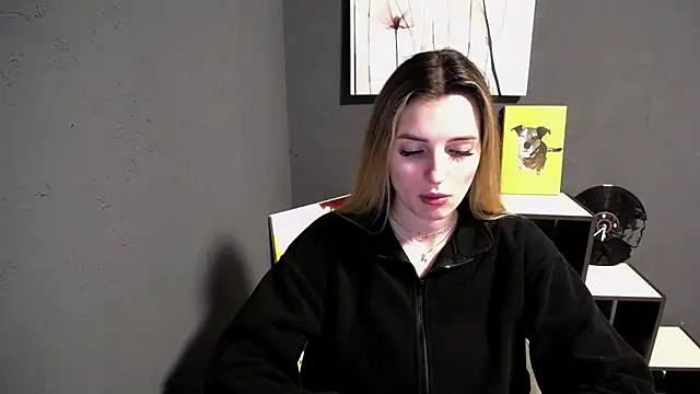 Snapshot of lady_olivia_ chatting on 04/29/26, 01:04 lady olivia online show from 04/29/26, 01:04