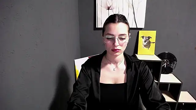 Snapshot of lady_olivia_ chatting on 05/06/26, 12:10 lady olivia online show from 05/06/26, 12:10