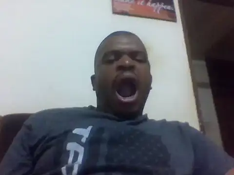 Snapshot of lui_cuuty chatting on 03/04/26, 03:23 lui cuuty online show from 03/04/26, 03:23