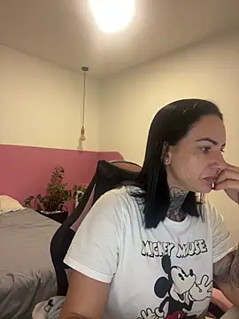YasmimBrasil online show from 06/15/26, 04:58
