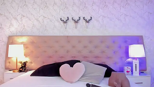 SofieReyes online show from 03/14/25, 04:19