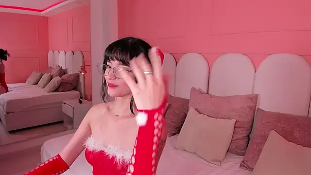 emilly williams  online show from 12/23/24, 08:14