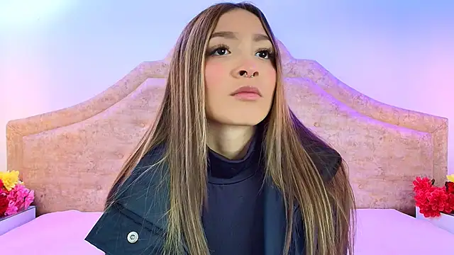 Victoria Adams14 online show from 01/22/25, 01:11