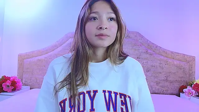 Victoria Adams14 online show from 02/07/25, 02:04