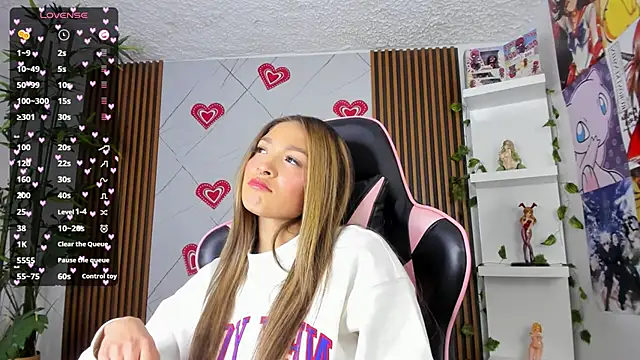 Victoria Adams14 online show from 02/14/25, 06:51