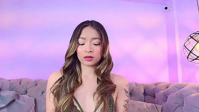 Victoria Adams14 online show from 09/18/25, 02:57