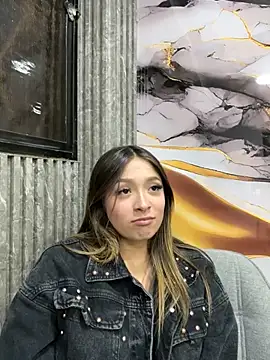 Victoria Adams14 online show from 11/26/25, 02:23