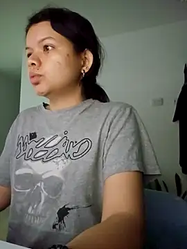 azumiichan online show from 12/28/24, 04:30