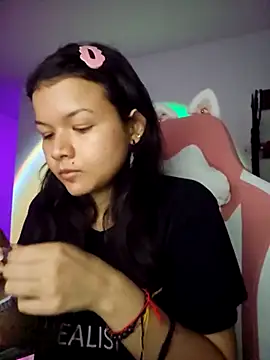 azumiichan online show from 02/11/25, 04:01