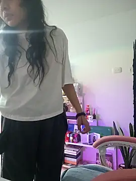 azumiichan online show from 02/28/25, 02:42