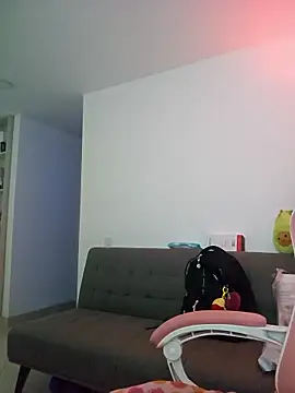 Snapshot of azumiichan chatting on 01/15/26, 12:04 azumiichan online show from 01/15/26, 12:04