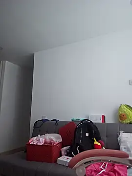 Snapshot of azumiichan chatting on 01/16/26, 01:37 azumiichan online show from 01/16/26, 01:37