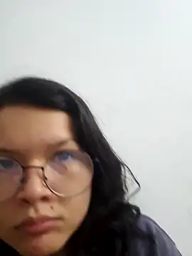 Snapshot of azumiichan chatting on 02/08/26, 01:20 azumiichan online show from 02/08/26, 01:20