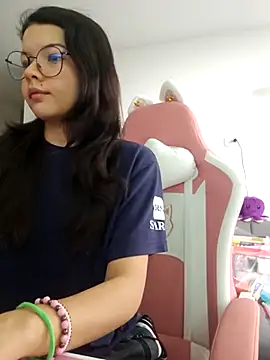 Snapshot of azumiichan chatting on 03/06/26, 09:55 azumiichan online show from 03/06/26, 09:55