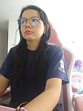 Snapshot of azumiichan chatting on 03/07/26, 01:30 azumiichan online show from 03/07/26, 01:30