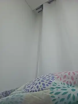 azumiichan online show from 05/12/26, 12:41