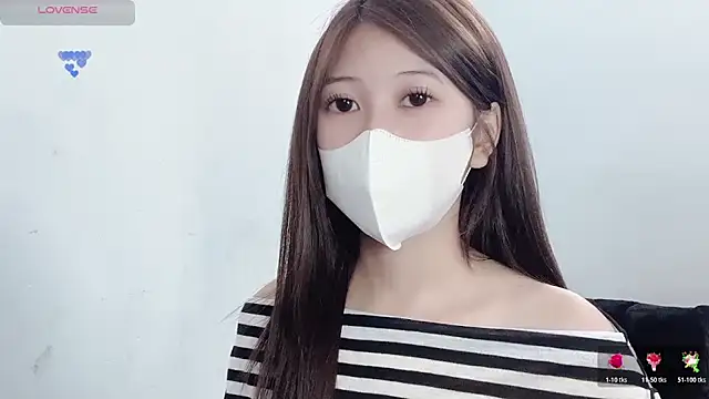 tanhxiu online show from 04/23/26, 12:29