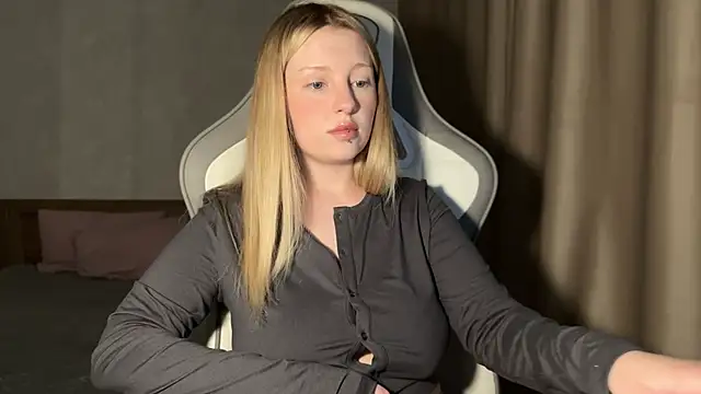 x ivy x online show from 10/28/25, 05:15