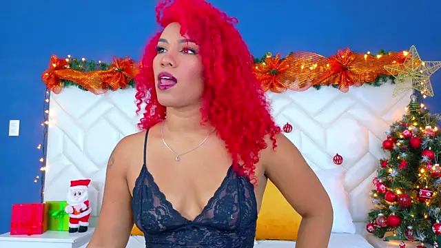 Snapshot of RubyRossel chatting on 12/21/25, 01:07 RubyRossel online show from 12/21/25, 01:07