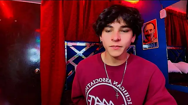 Snapshot of Luke_Howland chatting on 01/10/26, 01:29 Luke Howland online show from 01/10/26, 01:29