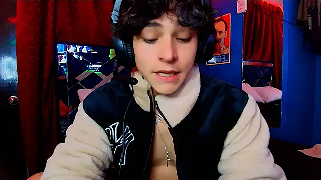 Snapshot of Luke_Howland chatting on 01/11/26, 01:10 Luke Howland online show from 01/11/26, 01:10