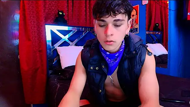 Snapshot of Luke_Howland chatting on 02/20/26, 02:41 Luke Howland online show from 02/20/26, 02:41