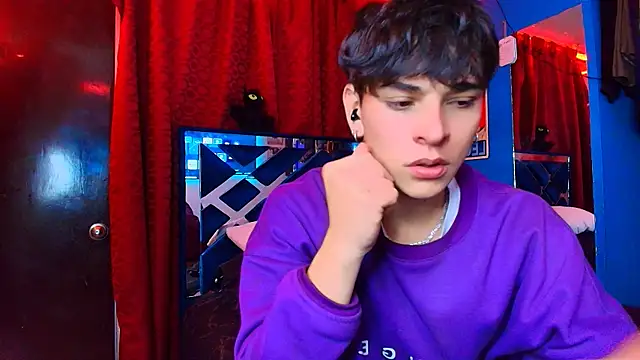 Snapshot of Luke_Howland chatting on 03/13/26, 03:57 Luke Howland online show from 03/13/26, 03:57