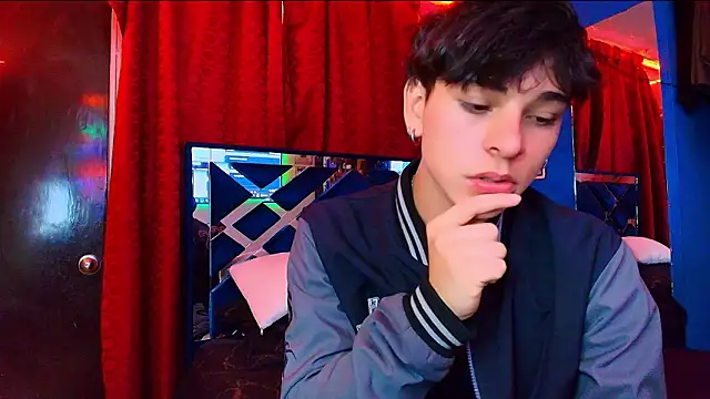 Snapshot of Luke_Howland chatting on 03/17/26, 03:00 Luke Howland online show from 03/17/26, 03:00