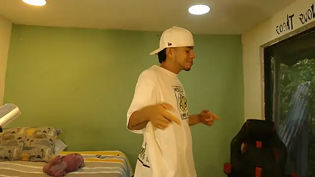 danielitopapuu online show from 05/05/26, 11:51