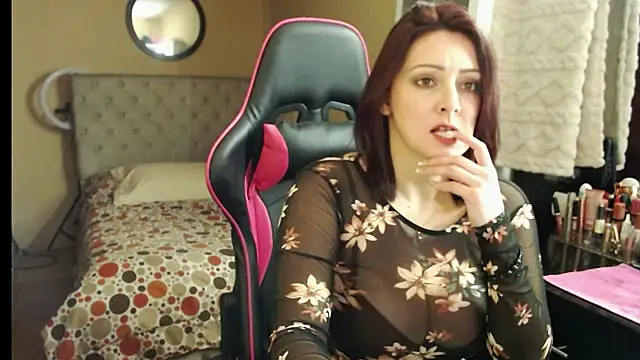 Carol Scottt online show from 11/03/25, 01:29