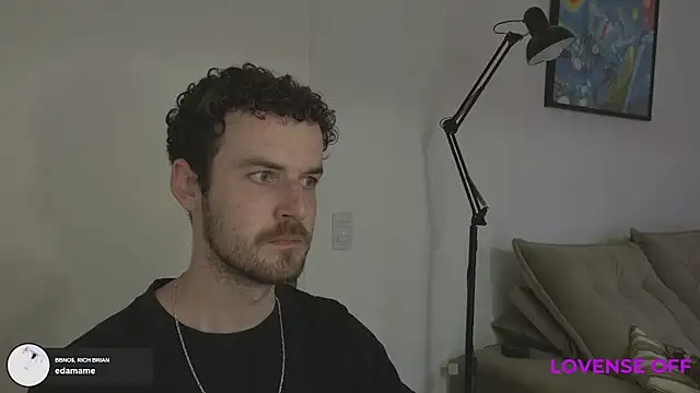 Snapshot of sexxxsutra chatting on 09/14/25, 07:13 sexxxsutra online show from 09/14/25, 07:13