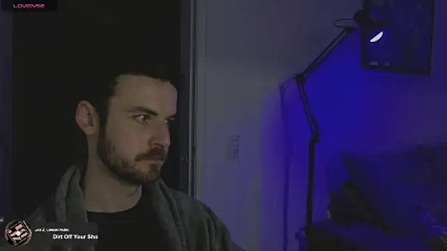 Snapshot of sexxxsutra chatting on 10/22/25, 10:31 sexxxsutra online show from 10/22/25, 10:31