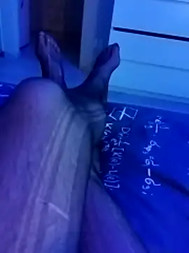 Snapshot of McdyllanXX chatting on 02/12/26, 10:38 McdyllanXX online show from 02/12/26, 10:38