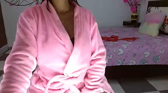 Snapshot of Mishka__ chatting on 02/23/25, 01:35 Mishka   online show from 02/23/25, 01:35