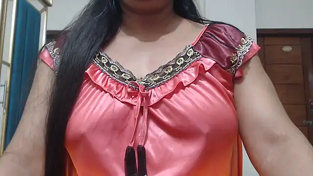 Snapshot of desi-maisa130 chatting on 05/02/26, 04:23 desi-maisa130 online show from 05/02/26, 04:23
