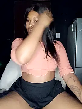 charmainexxx online show from 01/05/25, 04:16