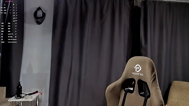 pleasure8869 online show from 10/23/25, 04:56