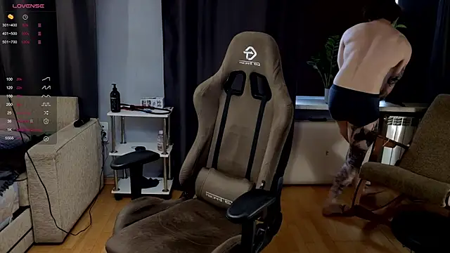 pleasure8869 online show from 10/31/25, 01:34