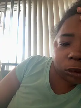 JCCaramelbarbie1 online show from 11/28/25, 09:28