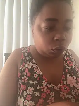 Snapshot of JCCaramelbarbie1 chatting on 05/21/26, 11:28 JCCaramelbarbie1 online show from 05/21/26, 11:28