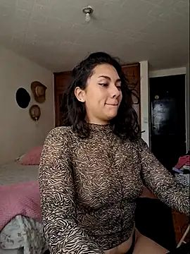 Thaliacooper  online show from 02/24/25, 04:47