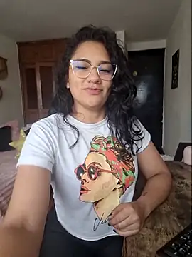 Thaliacooper  online show from 09/11/25, 05:35