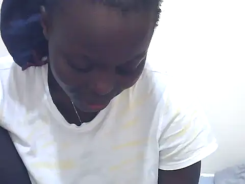 ebony curvedass online show from 04/27/26, 08:07