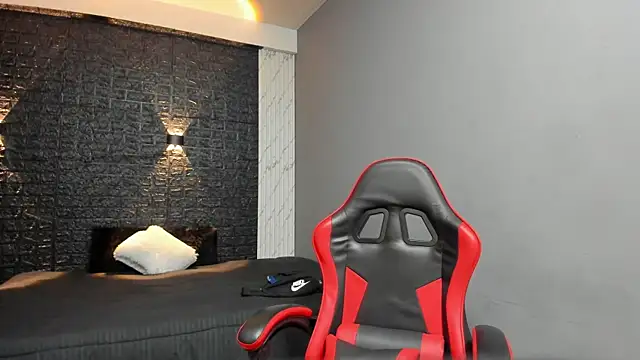 taurus boy1 online show from 11/23/25, 10:04