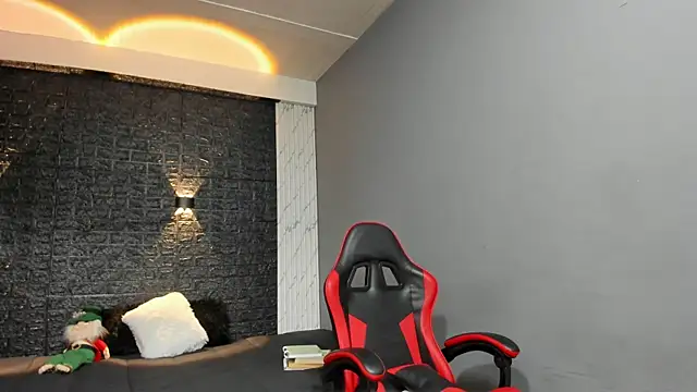 taurus boy1 online show from 12/04/25, 05:21