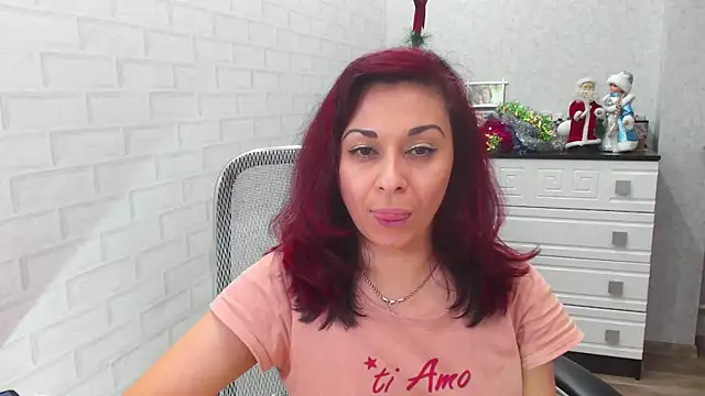 Snapshot of TeasyLana chatting on 01/02/25, 09:18 TeasyLana online show from 01/02/25, 09:18