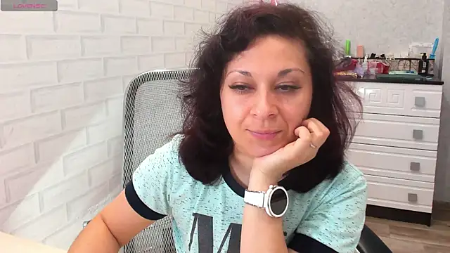 TeasyLana online show from 05/07/26, 04:29